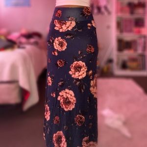 Stretchy Floral Maxi Skirt
